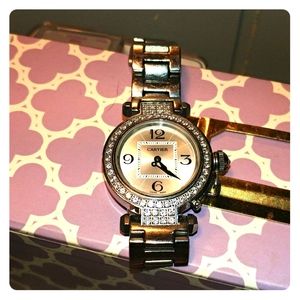 Posha de cartier with diamonds